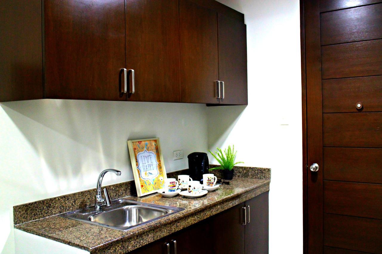 Food District Hostel - Ortigas Kapitolyo Mandaluyong Bagian luar foto